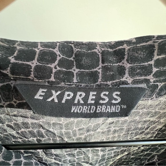 VTG Express Top Button Down Reptile Sheer Silk Slit Sleeve Whimsigoth Y2K 5/6 - Picture 7 of 12